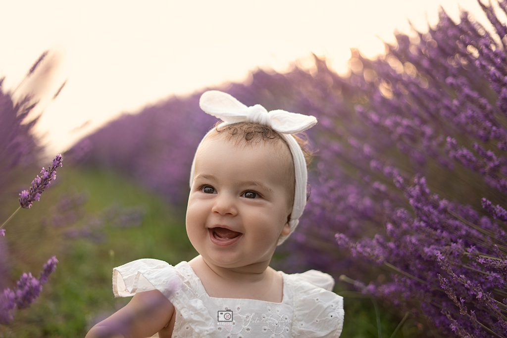 servizio fotografico bambini campi lavanda